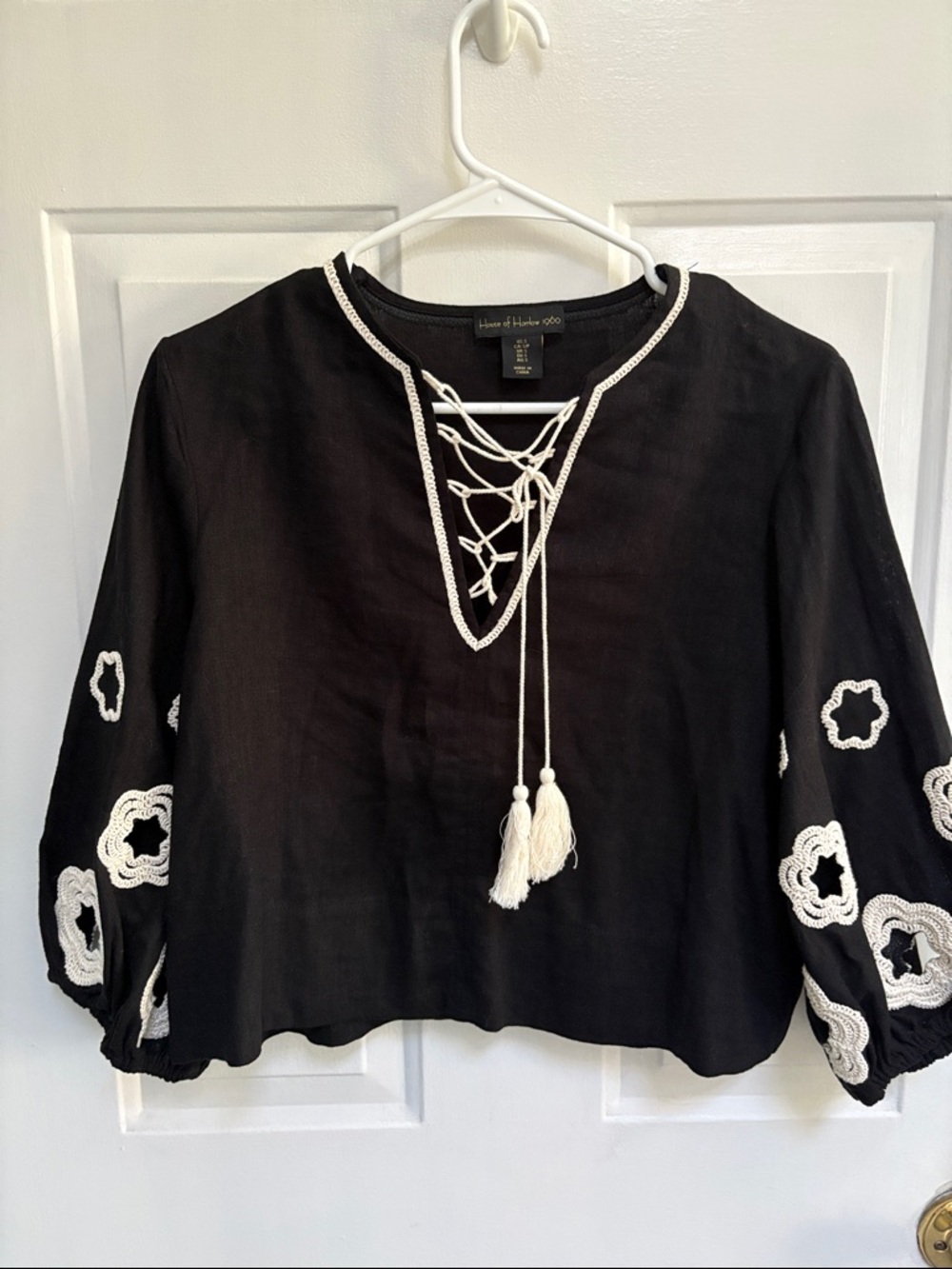 House of Harlow 1960 Black Embroidered Lace-Up Peasant Top linen small like ne